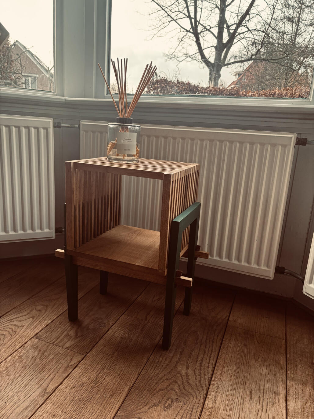 Bijzettafel in eikenhout